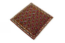 Close-up detail of 2000s Shiraz rug from Iran / Persia showing Wool weave