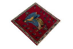 Close-up detail of 2000s Shiraz rug from Iran / Persia showing Wool weave
