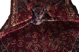 Close-up detail of 1970s Shiraz rug from Iran / Persia showing Wool weave