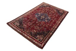 Corner detail of 1970s Shiraz rug showing border pattern and Wool pile