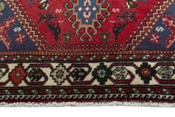 Close-up detail of 2000s Shiraz rug from Iran / Persia showing Wool weave