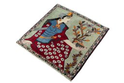 Corner detail of 2000s Shiraz rug showing border pattern and Wool pile