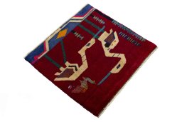 Close-up detail of 2000s Shiraz rug from Iran / Persia showing Wool weave