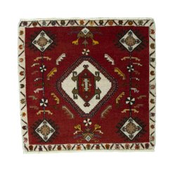 Full view of 2000s Shiraz rug from Iran / Persia, 56 × 58 cm in Red tones