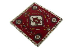 Close-up detail of 2000s Shiraz rug from Iran / Persia showing Wool weave
