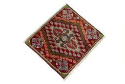 Close-up detail of 2000s Shiraz rug from Iran / Persia showing Wool weave