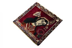 Corner detail of 2000s Shiraz rug showing border pattern and Wool pile