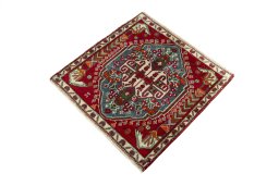 Corner detail of 2000s Shiraz rug showing border pattern and Wool pile