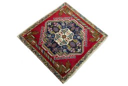Close-up detail of 2000s Shiraz rug from Iran / Persia showing Wool weave