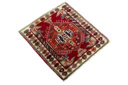 Close-up detail of 2000s Shiraz rug from Iran / Persia showing Wool weave