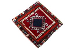 Corner detail of 2000s Shiraz rug showing border pattern and Wool pile