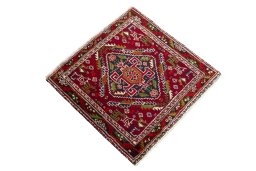 Close-up detail of 2000s Shiraz rug from Iran / Persia showing Wool weave