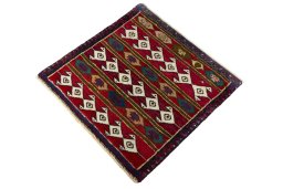 Corner detail of 1970s Shiraz rug showing border pattern and Wool pile