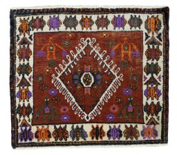Full view of 1970s Shiraz rug from Iran / Persia, 53 × 61 cm in Red tones