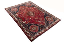 Close-up detail of 2000s Shiraz rug from Iran / Persia showing Wool weave