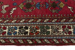 Close-up detail of 2000s Shiraz rug from Iran / Persia showing Wool weave
