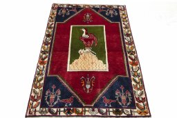 Surface texture of 2000s Shiraz rug with natural Wool and intricate pattern