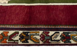 Close-up detail of 2000s Shiraz rug from Iran / Persia showing Wool weave