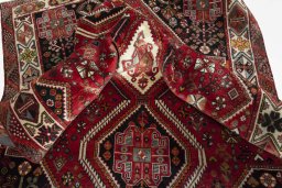 Close-up detail of 2000s Shiraz rug from Iran / Persia showing Wool weave