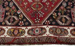 Close-up detail of 2000s Shiraz rug from Iran / Persia showing Wool weave