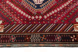 Full view of 2000s Shiraz rug from Iran / Persia, 260 × 163 cm in Red tones