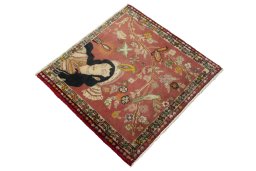 Close-up detail of 2000s Shiraz rug from Iran / Persia showing Wool weave