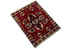 Close-up detail of 2000s Shiraz rug from Iran / Persia showing Wool weave