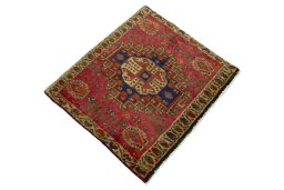 Close-up detail of 2000s Shiraz rug from Iran / Persia showing Wool weave