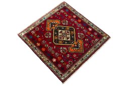 Close-up detail of 2000s Shiraz rug from Iran / Persia showing Wool weave