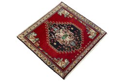 Close-up detail of 2000s Shiraz rug from Iran / Persia showing Wool weave