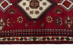 Full view of 2000s Shiraz rug from Iran / Persia, 192 × 120 cm in Red tones