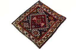 Corner detail of 2000s Shiraz rug showing border pattern and Wool pile