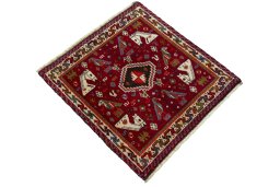 Close-up detail of 2000s Shiraz rug from Iran / Persia showing Wool weave
