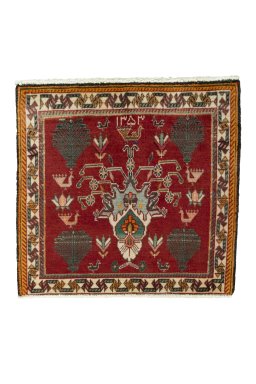 Full view of 2000s Shiraz rug from Iran / Persia, 56 × 58 cm in Red tones