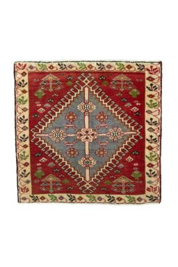Full view of 2000s Shiraz rug from Iran / Persia, 60 × 63 cm in Red tones