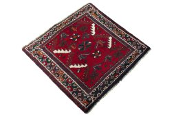 Close-up detail of 2000s Shiraz rug from Iran / Persia showing Wool weave