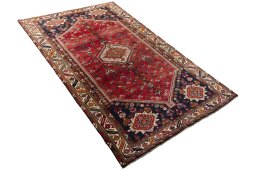 Close-up detail of 2000s Shiraz rug from Iran / Persia showing Wool weave
