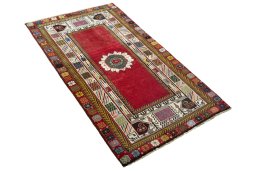 Close-up detail of 2000s Shiraz rug from Iran / Persia showing Wool weave