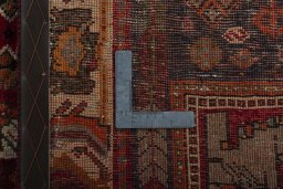 Close-up detail of 2000s Shiraz rug from Iran / Persia showing Wool weave