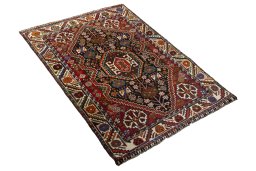 Close-up detail of 2000s Shiraz rug from Iran / Persia showing Wool weave