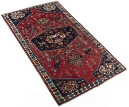 Close-up detail of 2000s Shiraz rug from Iran / Persia showing Wool weave