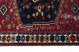 Close-up detail of 2000s Shiraz rug from Iran / Persia showing Wool weave