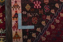 Close-up detail of 2000s Shiraz rug from Iran / Persia showing Wool weave