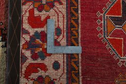 Close-up detail of 2000s Shiraz rug from Iran / Persia showing Wool weave