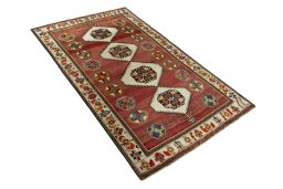 Close-up detail of 2000s Shiraz rug from Iran / Persia showing Wool weave