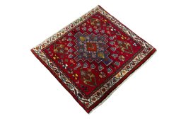 Close-up detail of 2000s Shiraz rug from Iran / Persia showing Wool weave