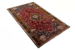 Close-up detail of 2000s Shiraz rug from Iran / Persia showing Wool weave