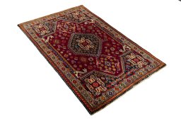 Close-up detail of 2000s Shiraz rug from Iran / Persia showing Wool weave