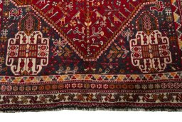 Close-up detail of 2000s Shiraz rug from Iran / Persia showing Wool weave