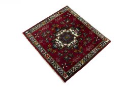 Corner detail of 2000s Shiraz rug showing border pattern and Wool pile